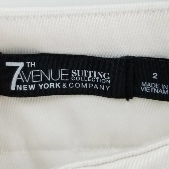 New York & Company 7th Ave Suiting Crops Skinny Jeans 2 White Pockets Zip Fly - Picture 3 of 5